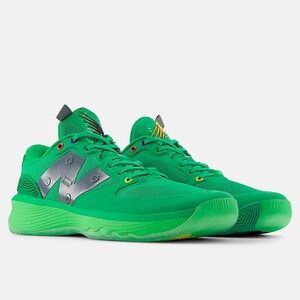 New Balance BB Hesi Low Kelly Green Mens size 6.5 Women’s Size 8